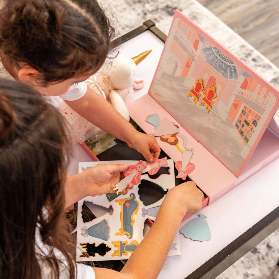 Magnetic Scene with Drawer