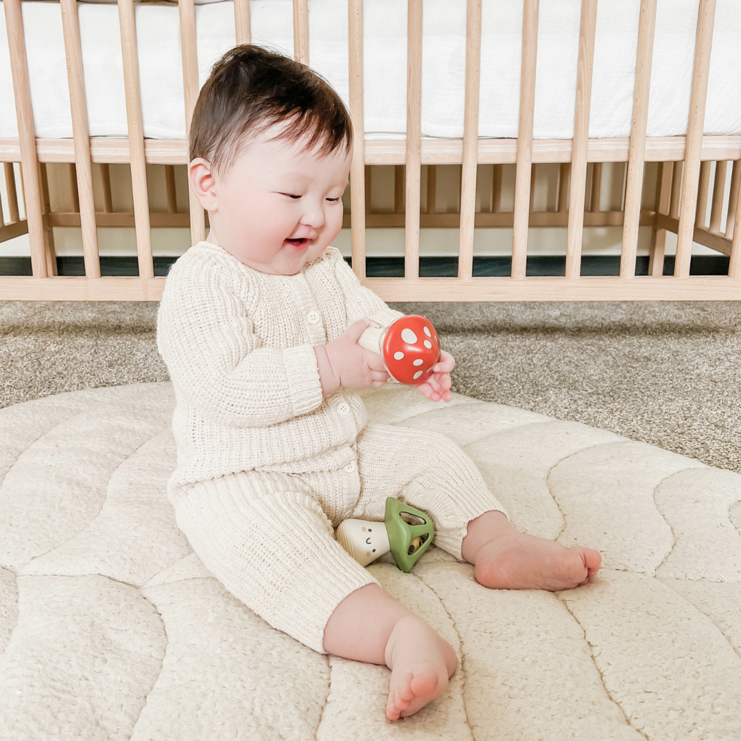 Itzy Mini Maracas™ Musical Rattle Set - Mushroom