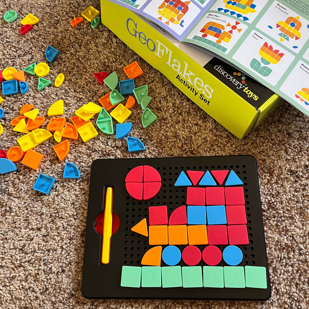 MAGNETIC DESIGN BOARD 2-in-1 Activity Pad