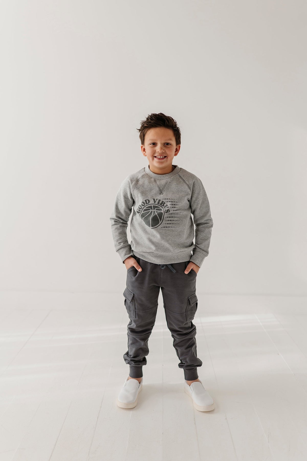Boys Cargo Fleece Pant in Thunder