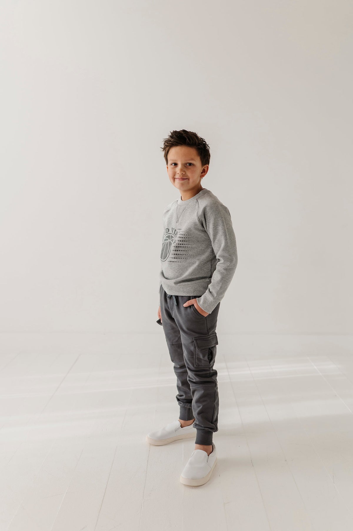 Boys Cargo Fleece Pant in Thunder