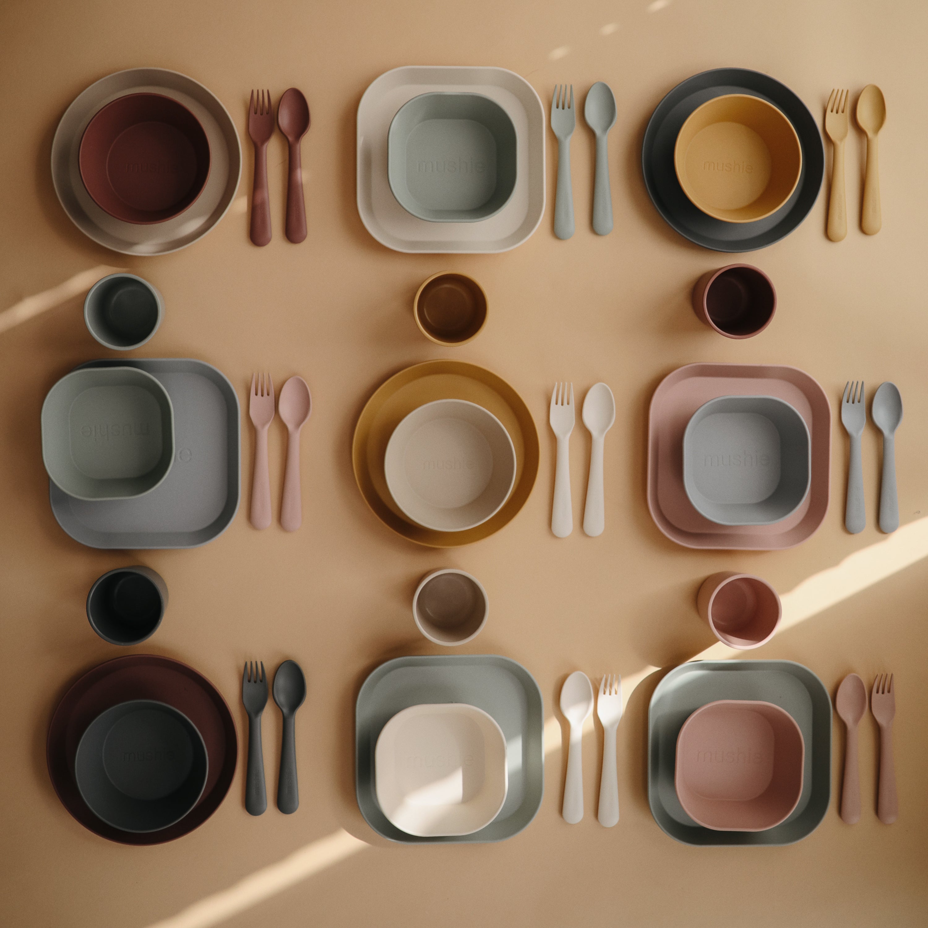 Round Dinnerware Bowl