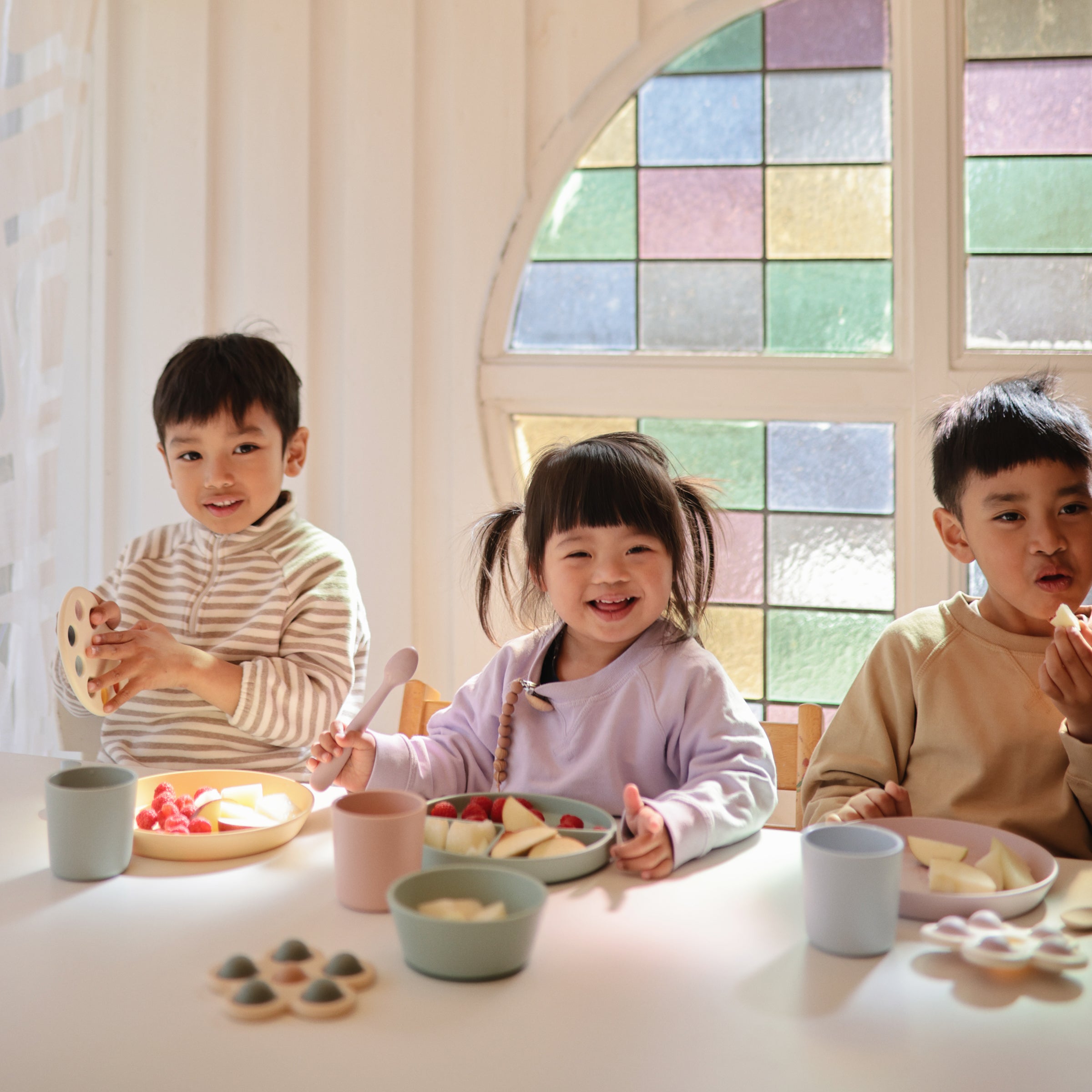 Round Dinnerware Plates