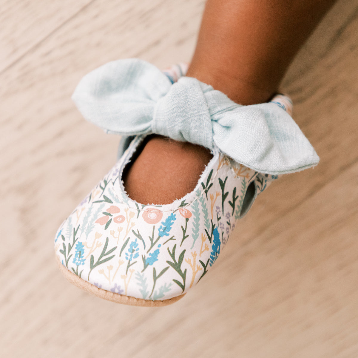 Wallflower Knotted Bow Baby Shoe