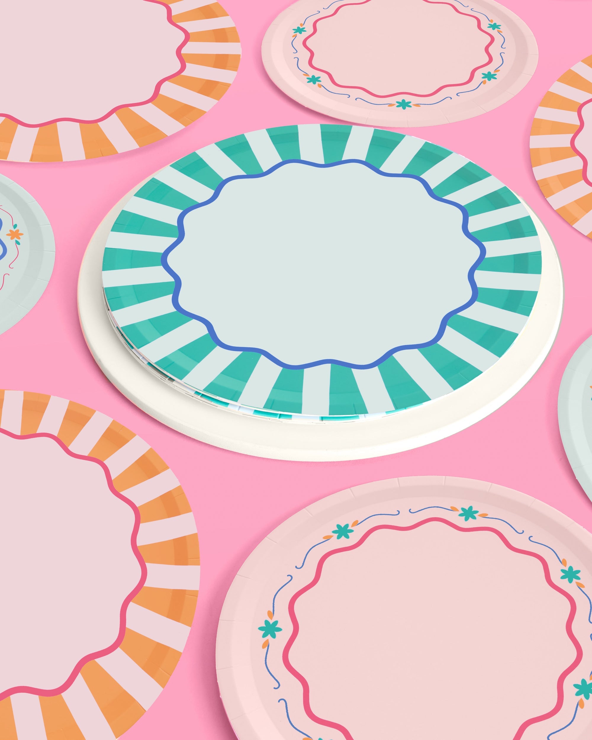 Italian Summer Trio - 32 plates, 24 napkins + 2 vases