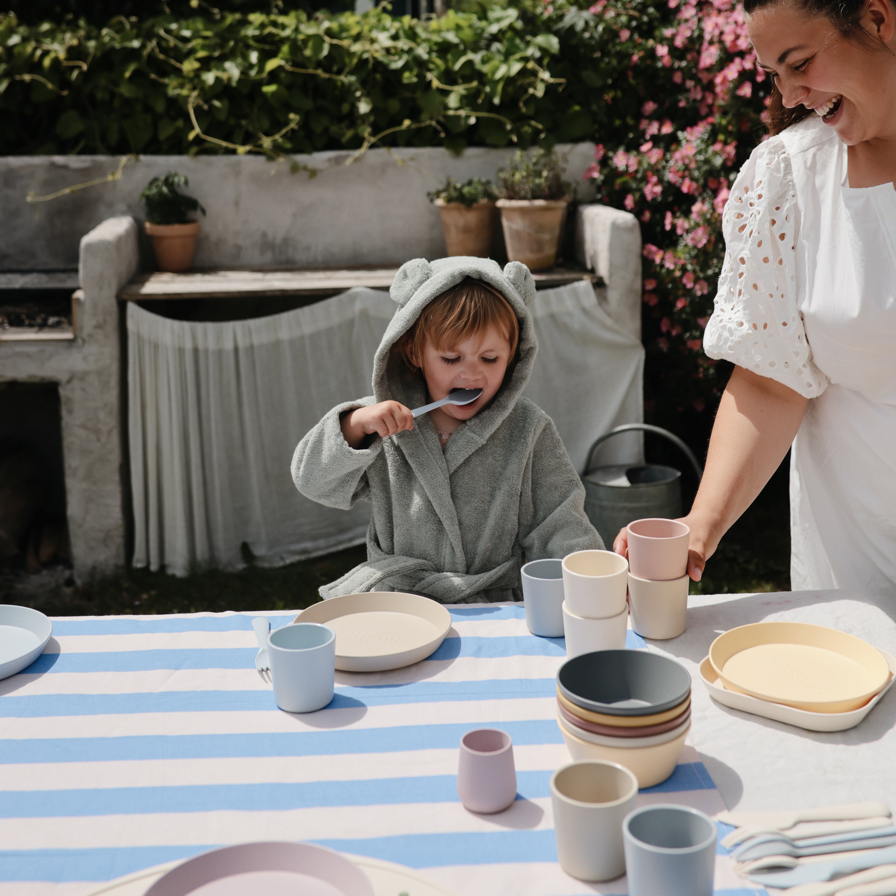 Dinnerware Cups