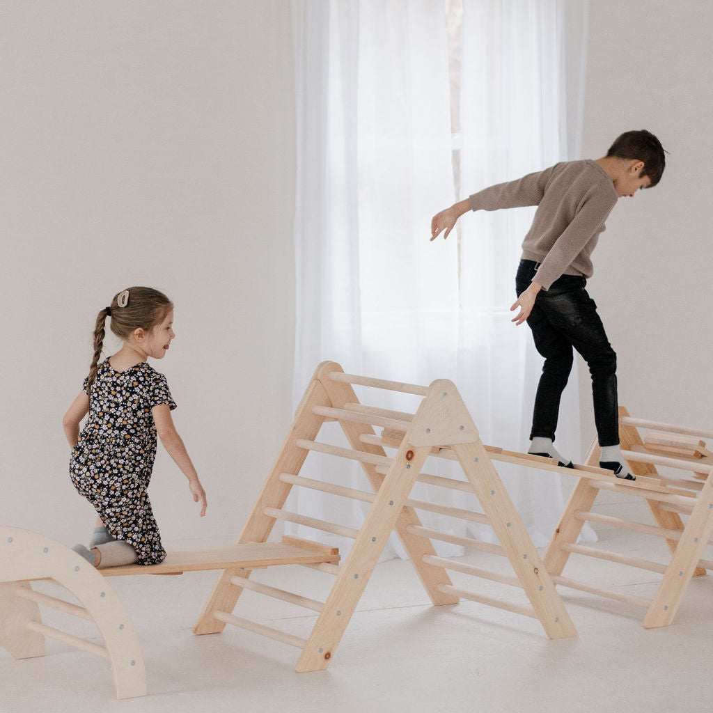 Climbing Triangles & Arch Sets