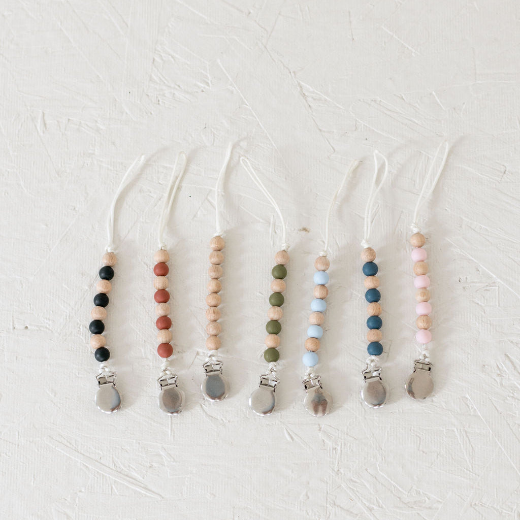 Sandpiper Pacifier Clip