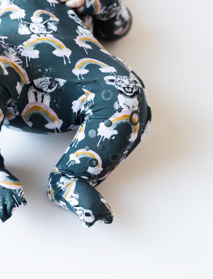 Knee-Grip Rainbow Safari Convertible Footie
