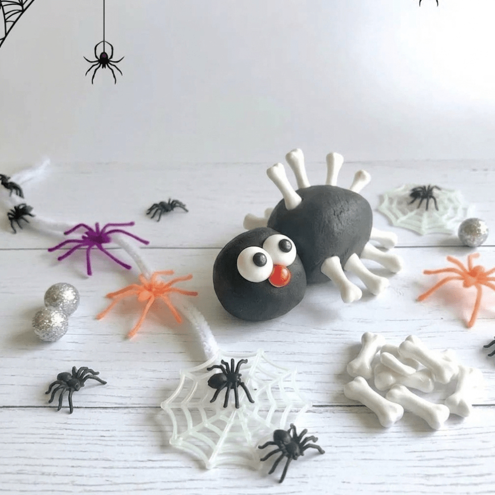 Build a Spider Play Dough Jar