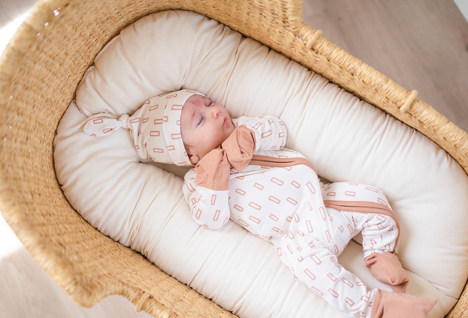 Neutral Rectangle Bamboo Knot Hat | Newborn Baby Hat