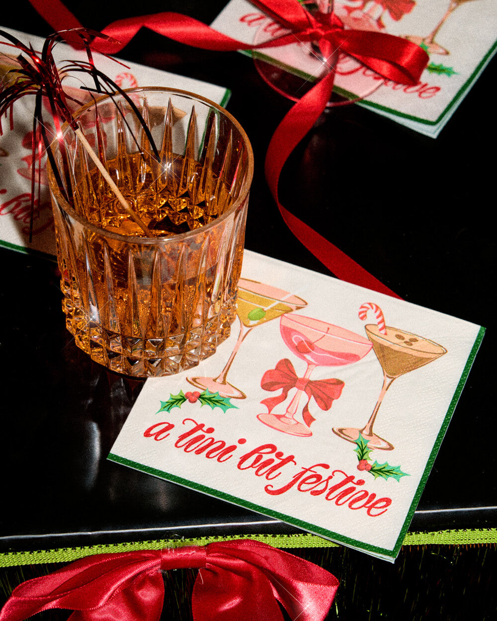 A Tini Bit Festive Napkins - 25 paper napkins