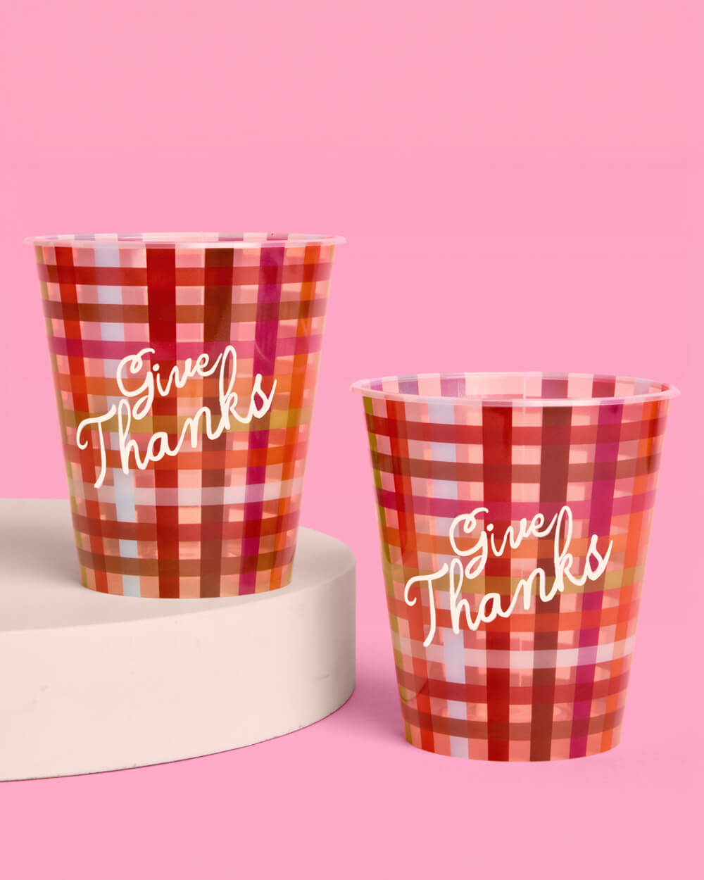 Give Thanks Plaid Cups - 16 plastic cups